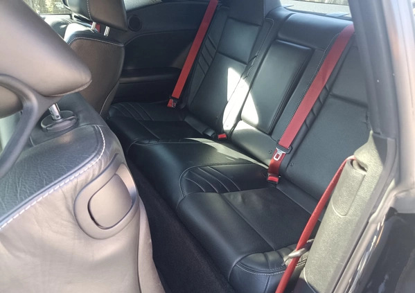 Dodge Challenger cena 265000 przebieg: 30200, rok produkcji 2016 z Ełk małe 497